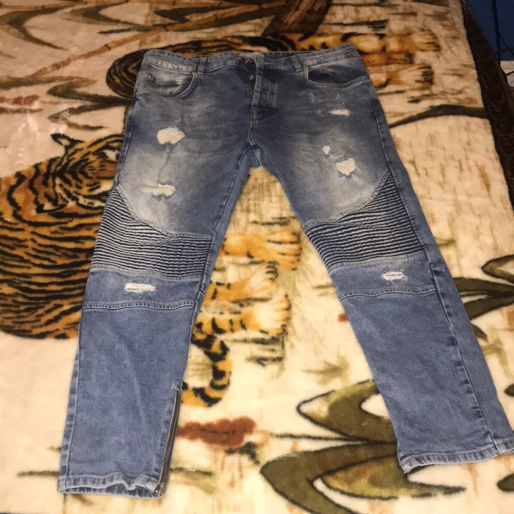 Zara Jeans